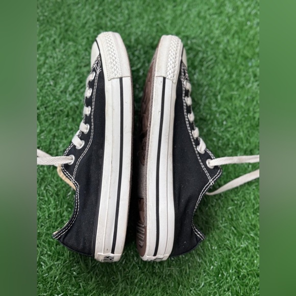 Converse Unisex Black and White Canvas‎ Sneakers Size M-5 W-7 - Picture 5 of 5